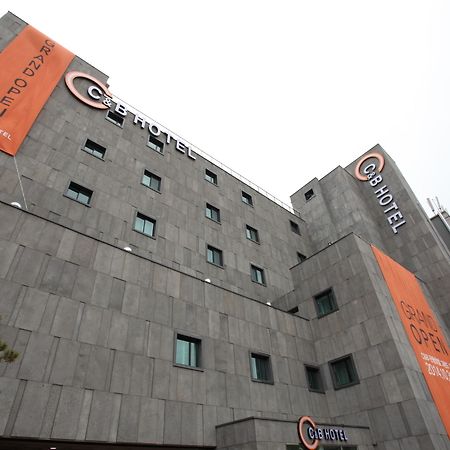 C&B Hotel Ansan Bagian luar foto